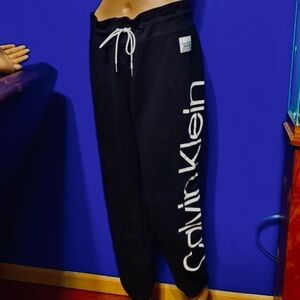 Calvin Klein Joggers NWOT